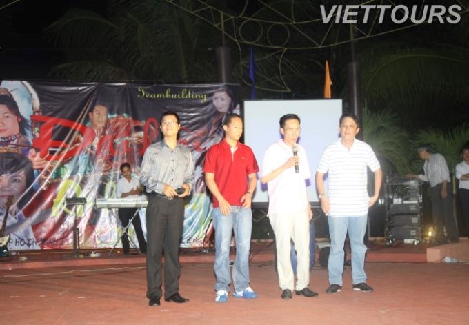 Teambuilding Đại hội anh hùng